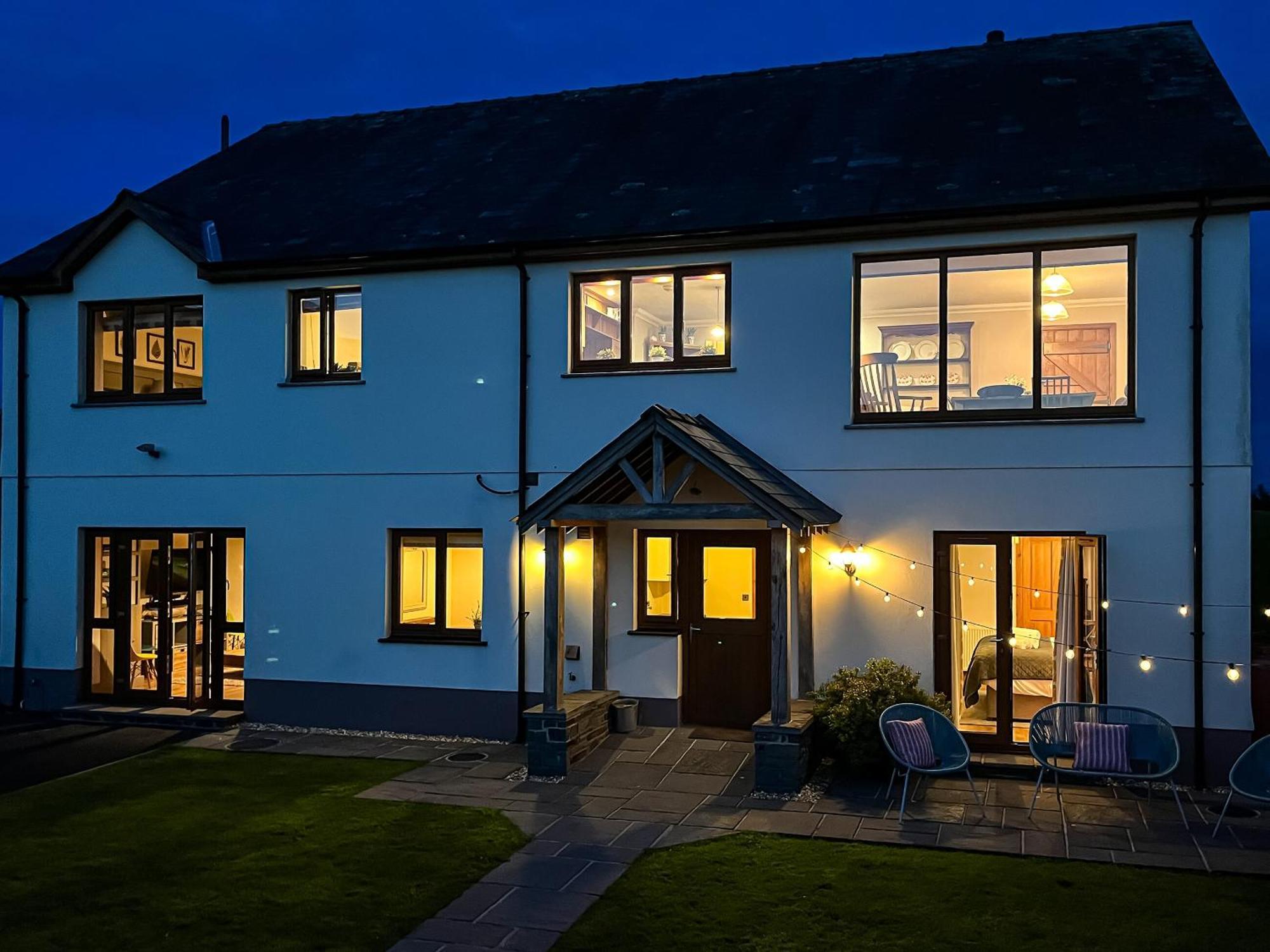 Maes Y Bryn Farmhouse Llanwrda 외부 사진